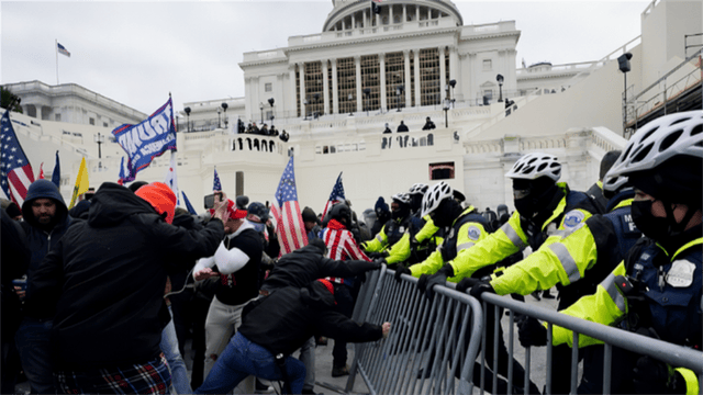 柯克被杀后，特朗普掀起复仇行动，48小时内，“追杀名单”出炉